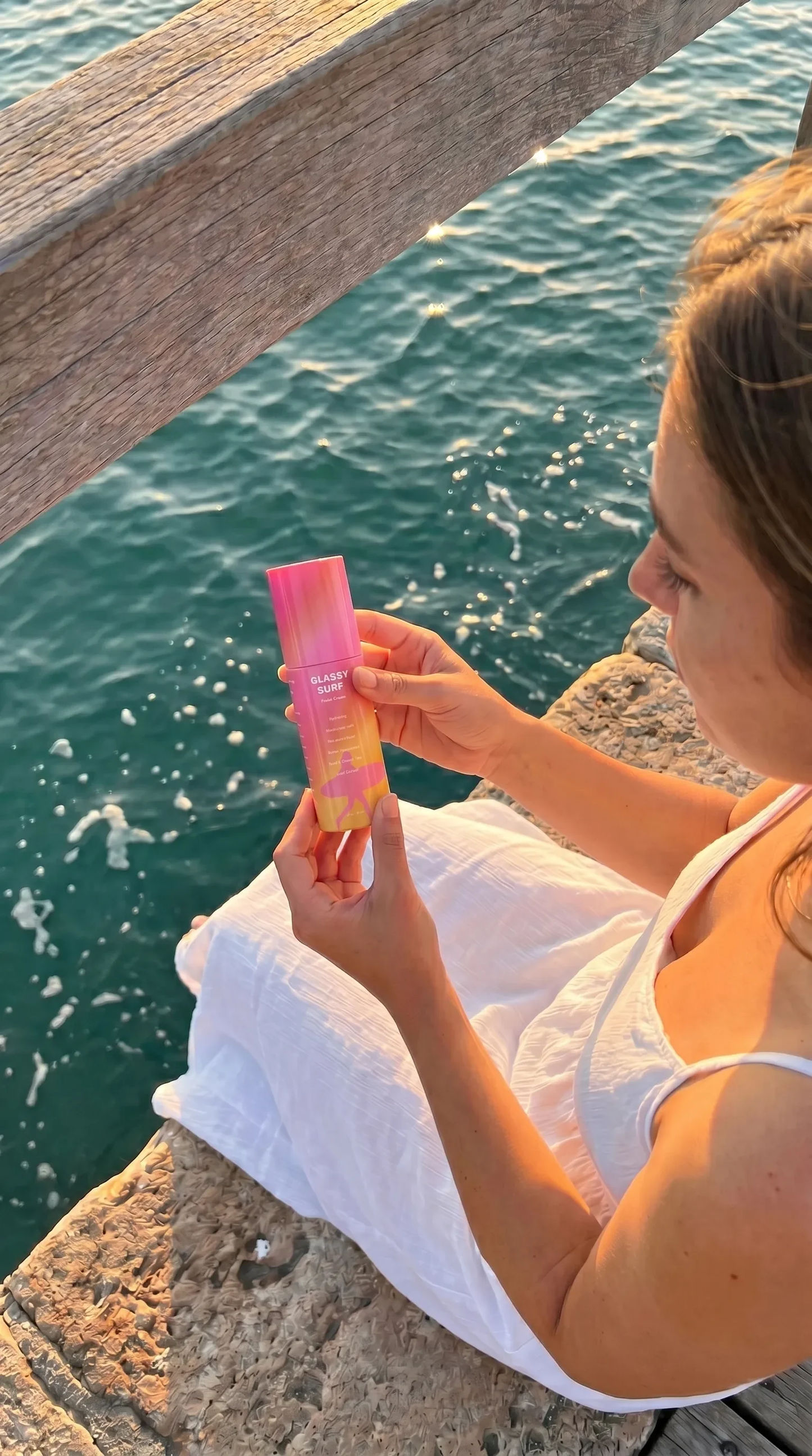 Glassy Surf™ Hydrating Facial Cream