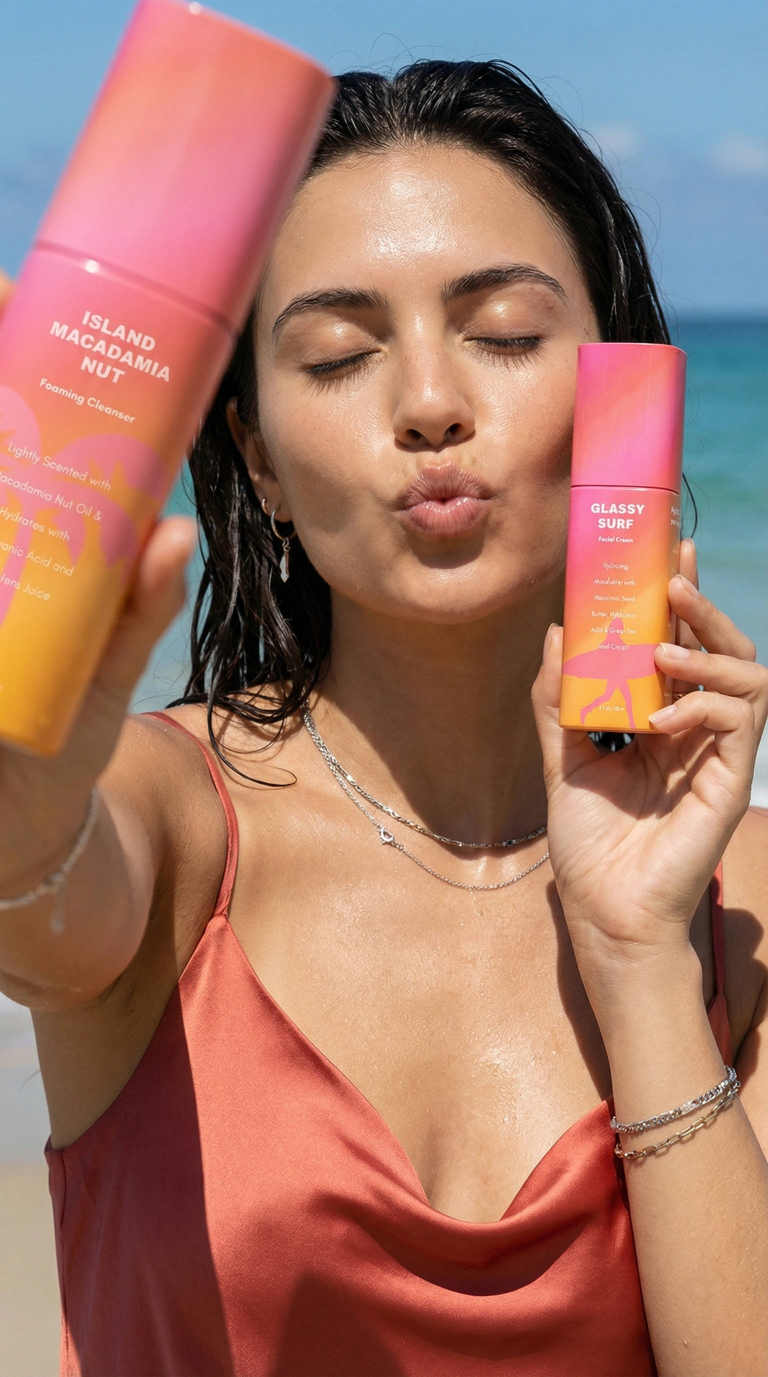 Island Macadamia Nut™ Foaming Cleanser